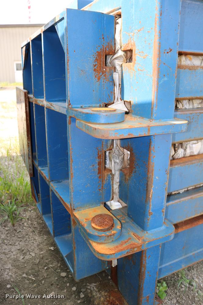 image for item DD0180 1995 Cram-A-Lot HX72 cardboard baler