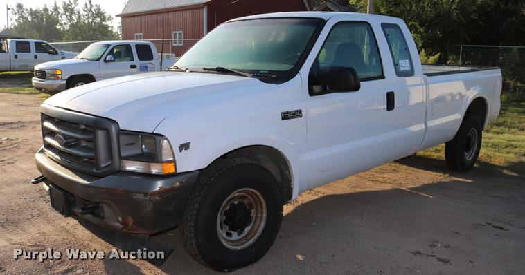 image for item DD0197 2002 Ford F250 Super Duty SuperCab pickup truck