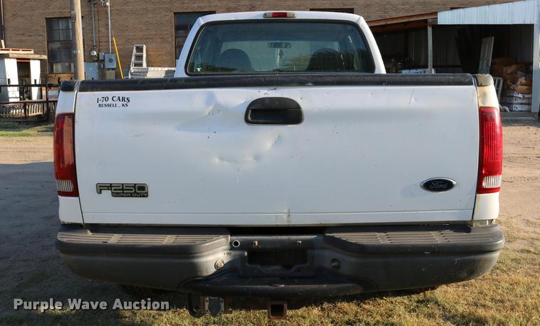 image for item DD0197 2002 Ford F250 Super Duty SuperCab pickup truck