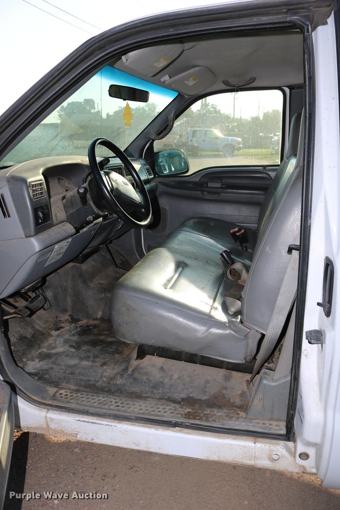 image for item DD0197 2002 Ford F250 Super Duty SuperCab pickup truck