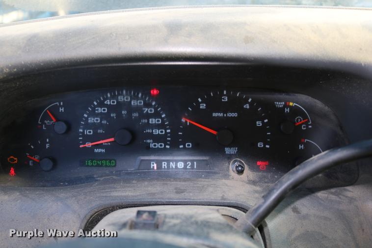 image for item DD0197 2002 Ford F250 Super Duty SuperCab pickup truck