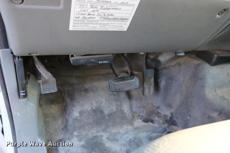 image for item DD0197 2002 Ford F250 Super Duty SuperCab pickup truck