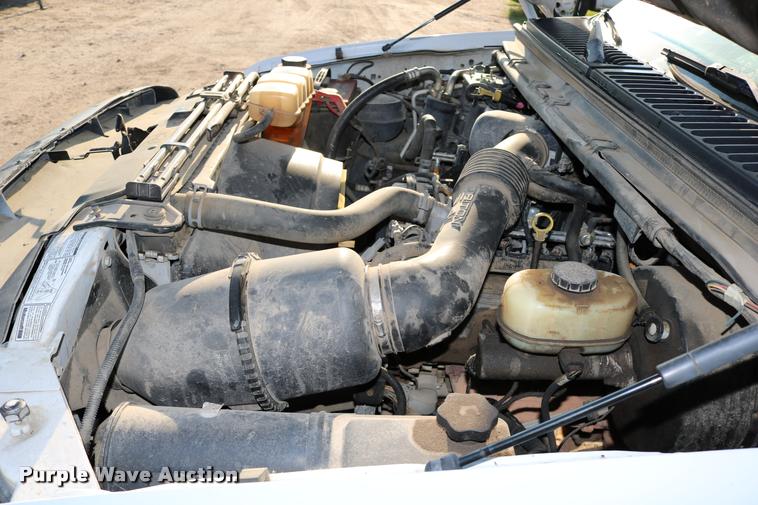 image for item DD0197 2002 Ford F250 Super Duty SuperCab pickup truck