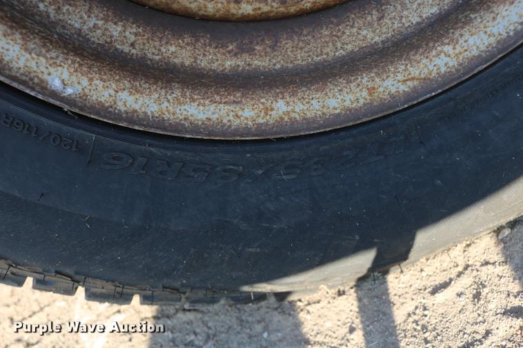 image for item DD0197 2002 Ford F250 Super Duty SuperCab pickup truck