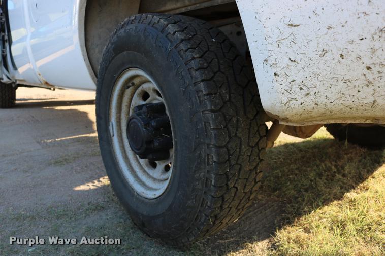 image for item DD0197 2002 Ford F250 Super Duty SuperCab pickup truck