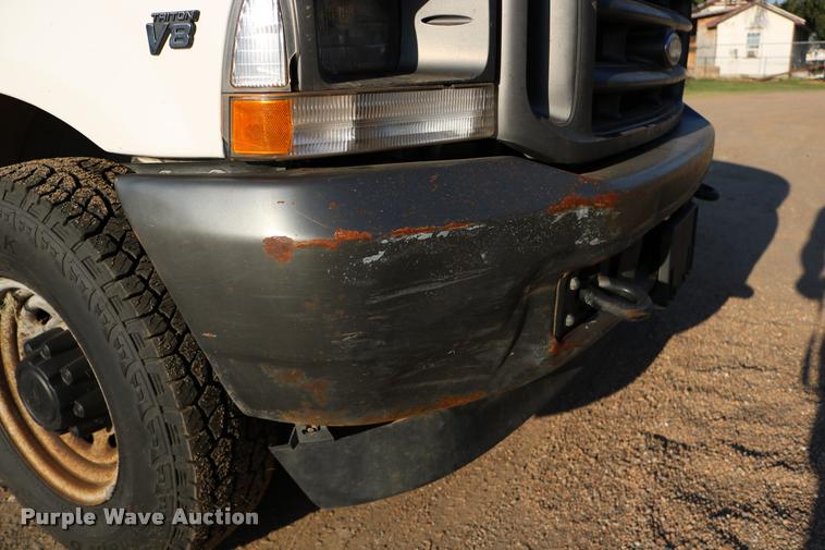 image for item DD0197 2002 Ford F250 Super Duty SuperCab pickup truck