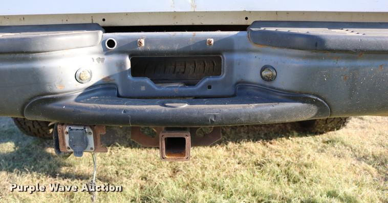 image for item DD0197 2002 Ford F250 Super Duty SuperCab pickup truck