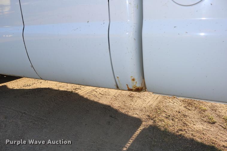 image for item DD0197 2002 Ford F250 Super Duty SuperCab pickup truck