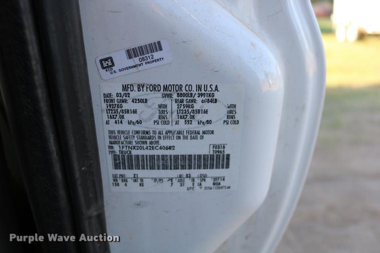 image for item DD0197 2002 Ford F250 Super Duty SuperCab pickup truck