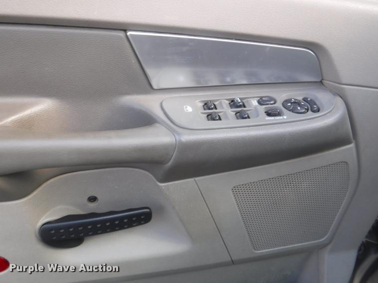 image for item DD0861 2008 Dodge Ram 1500 Quad Cab pickup truck