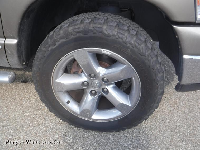 image for item DD0861 2008 Dodge Ram 1500 Quad Cab pickup truck