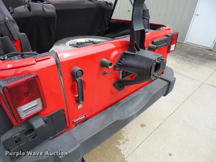 image for item DD1514 2016 Jeep Wrangler SUV