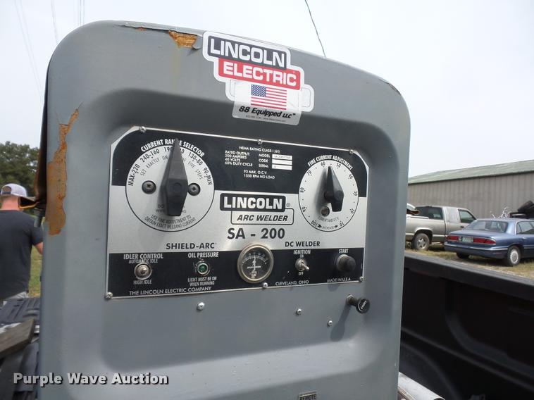 image for item DD1515 Lincoln SA-200 arc welder