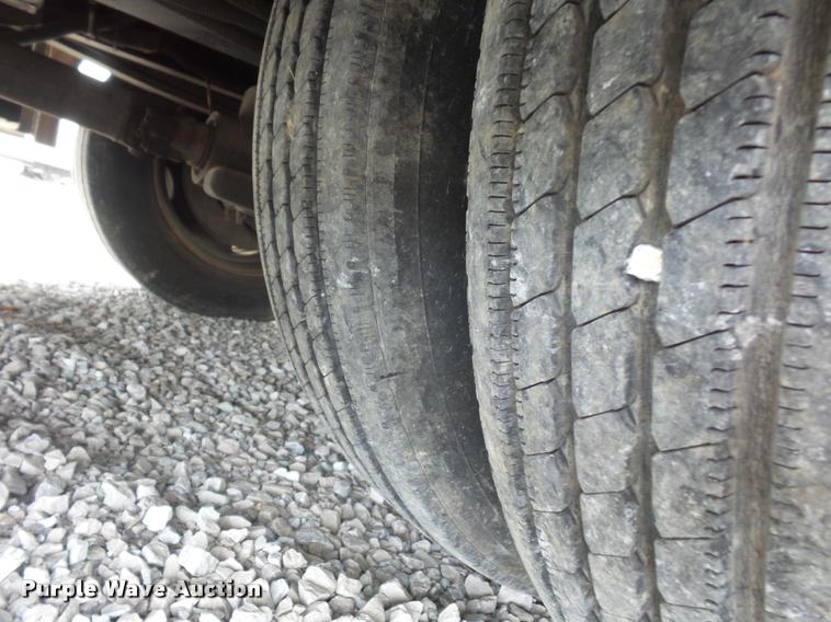 image for item DD1516 2005 National Dolphin RV