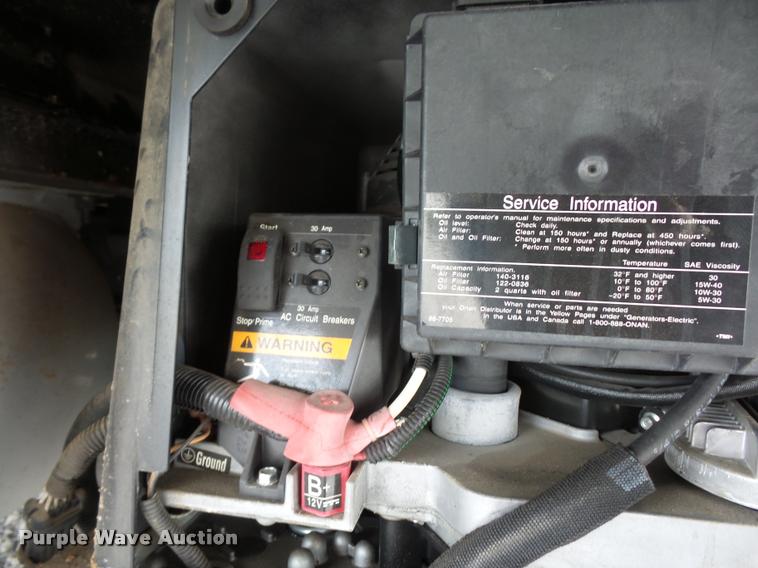 image for item DD1516 2005 National Dolphin RV