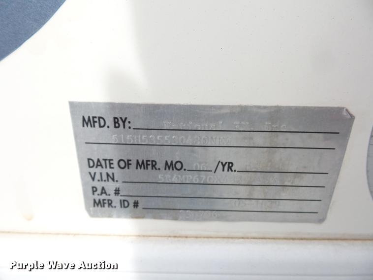 image for item DD1516 2005 National Dolphin RV