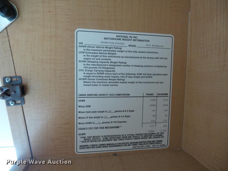 image for item DD1516 2005 National Dolphin RV