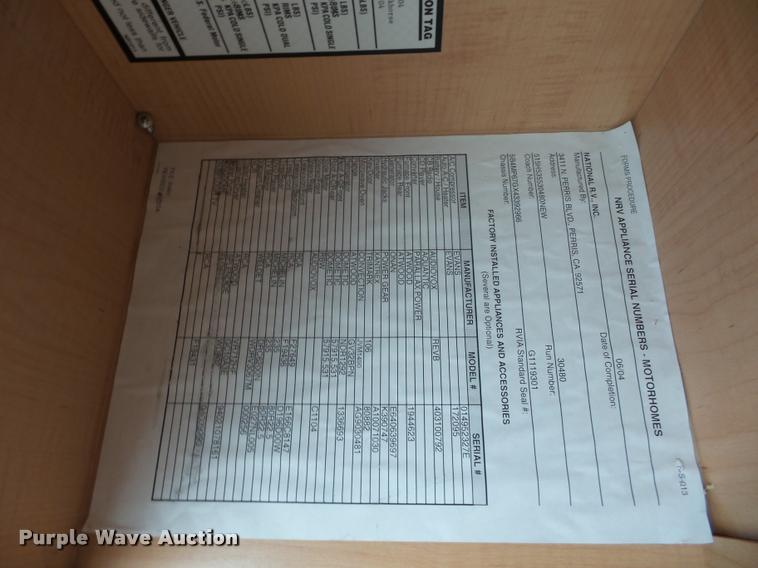 image for item DD1516 2005 National Dolphin RV