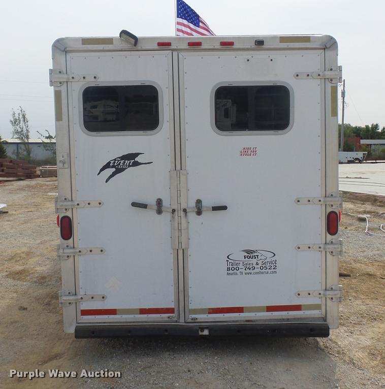 image for item DD1517 2001 Exiss horse trailer