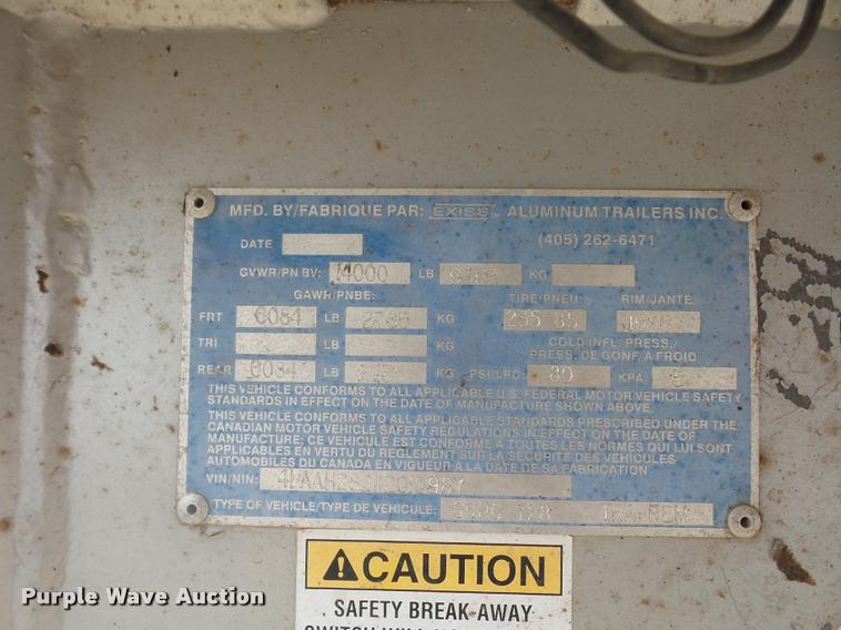 image for item DD1517 2001 Exiss horse trailer