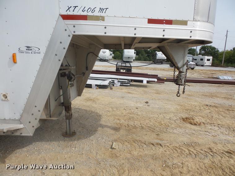 image for item DD1517 2001 Exiss horse trailer