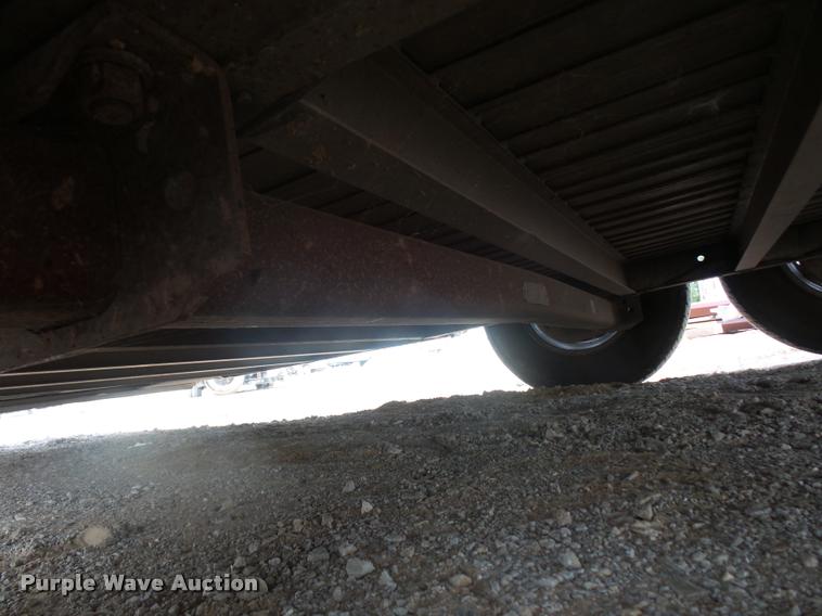 image for item DD1517 2001 Exiss horse trailer