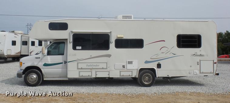 image for item DD1518 2001 Ford Econoline E450 Coachmen Pathfinder RV