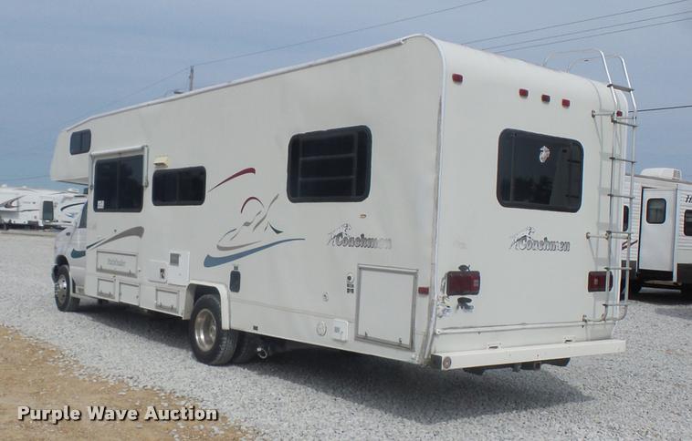 image for item DD1518 2001 Ford Econoline E450 Coachmen Pathfinder RV