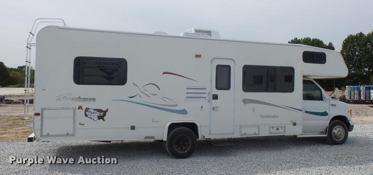 image for item DD1518 2001 Ford Econoline E450 Coachmen Pathfinder RV