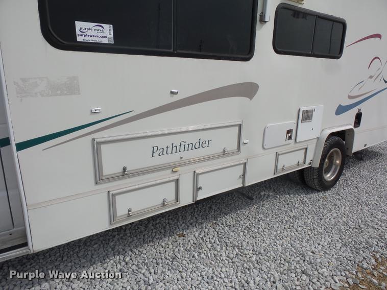 image for item DD1518 2001 Ford Econoline E450 Coachmen Pathfinder RV