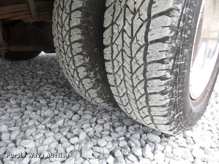 image for item DD1518 2001 Ford Econoline E450 Coachmen Pathfinder RV