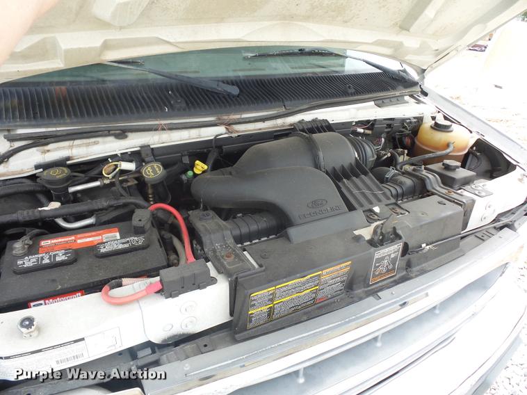 image for item DD1518 2001 Ford Econoline E450 Coachmen Pathfinder RV