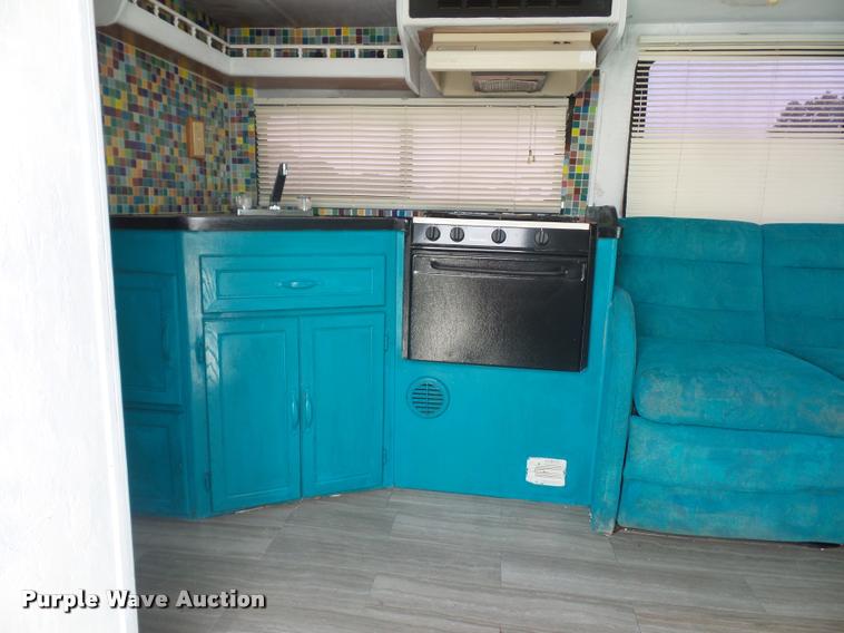 image for item DD1518 2001 Ford Econoline E450 Coachmen Pathfinder RV