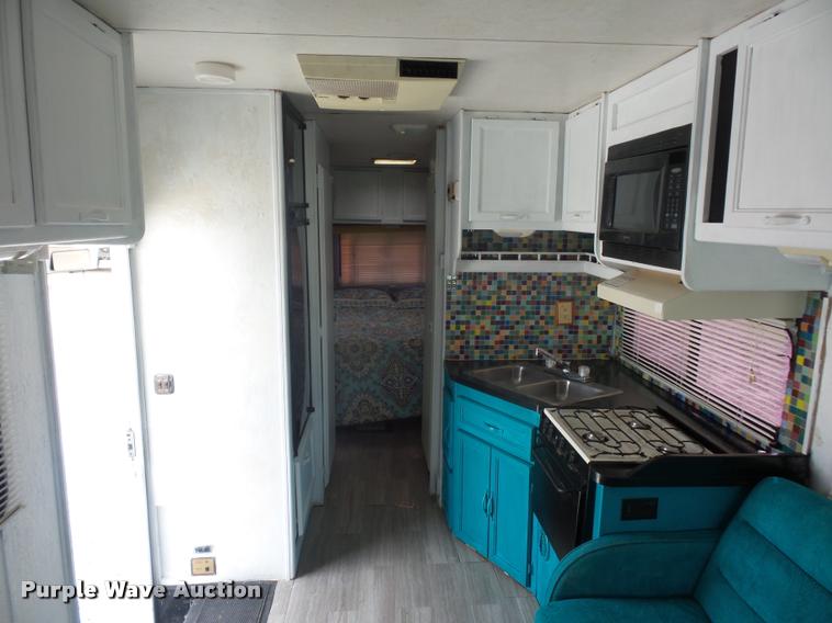 image for item DD1518 2001 Ford Econoline E450 Coachmen Pathfinder RV