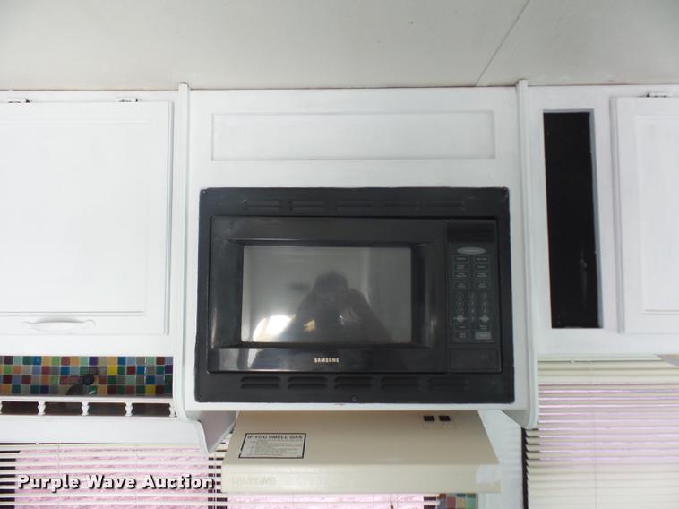 image for item DD1518 2001 Ford Econoline E450 Coachmen Pathfinder RV