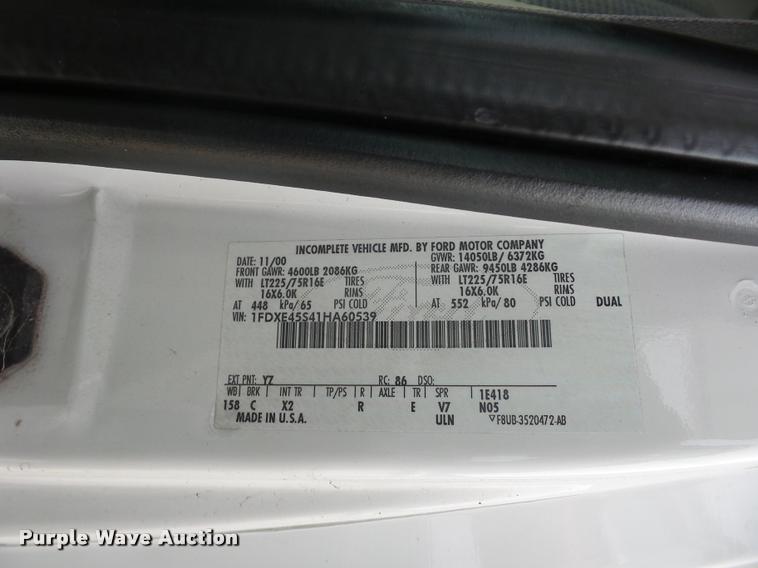 image for item DD1518 2001 Ford Econoline E450 Coachmen Pathfinder RV