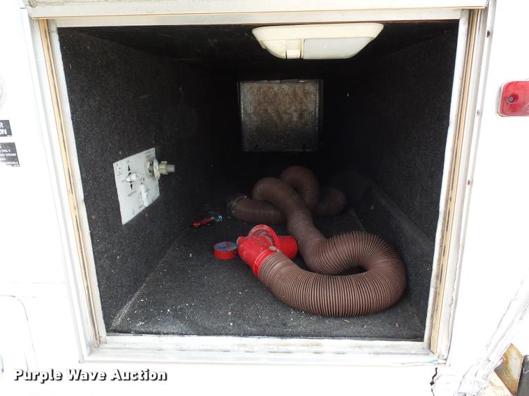 image for item DD1518 2001 Ford Econoline E450 Coachmen Pathfinder RV