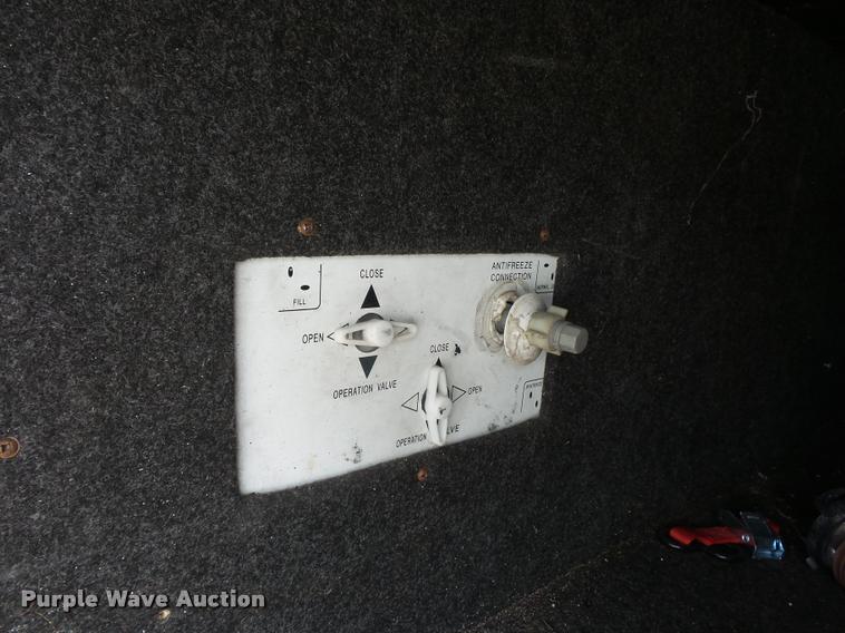 image for item DD1518 2001 Ford Econoline E450 Coachmen Pathfinder RV