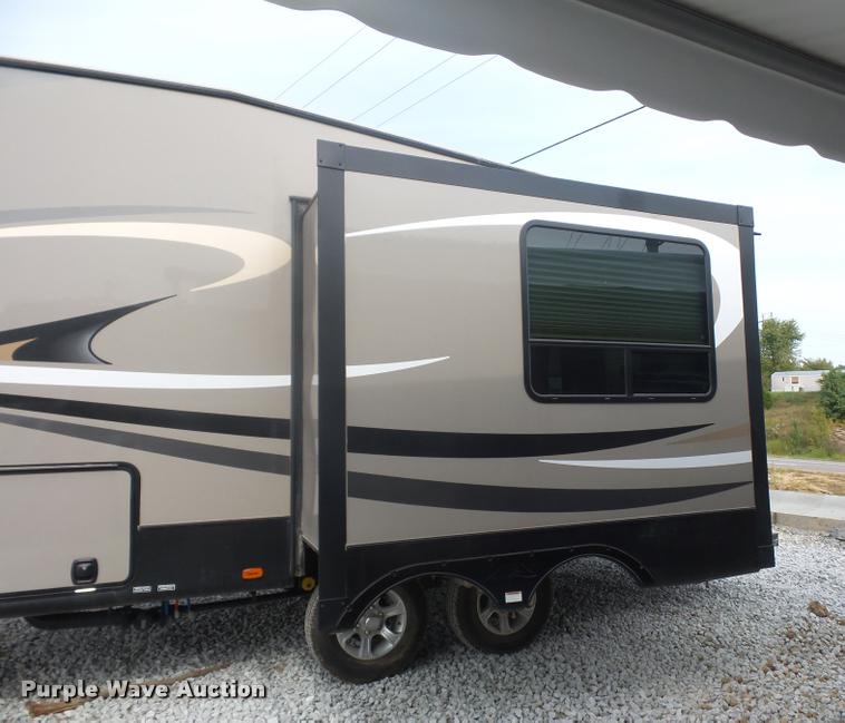 image for item DD1520 2016 Heartland North Peak camper