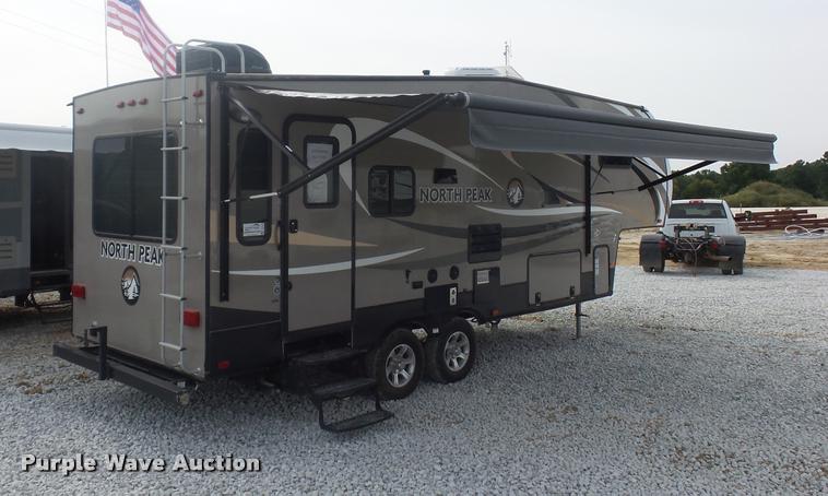 image for item DD1520 2016 Heartland North Peak camper