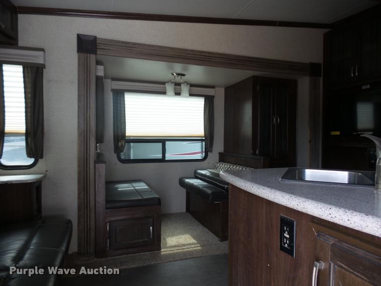 image for item DD1520 2016 Heartland North Peak camper