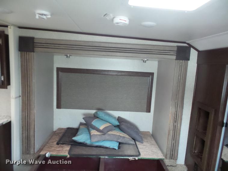 image for item DD1520 2016 Heartland North Peak camper