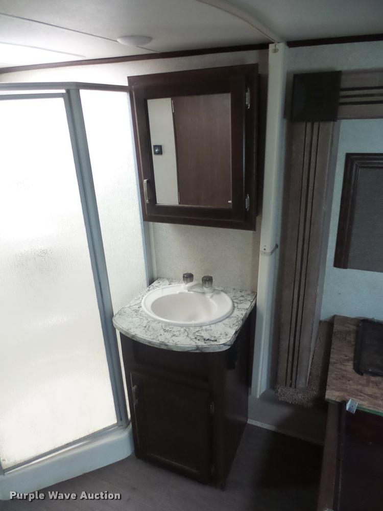 image for item DD1520 2016 Heartland North Peak camper