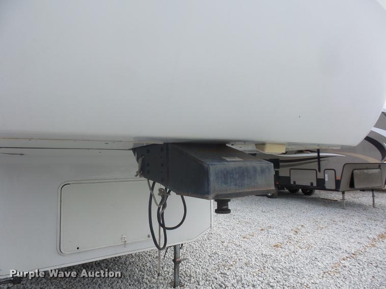 image for item DD1521 2005 KZ New Vision camper