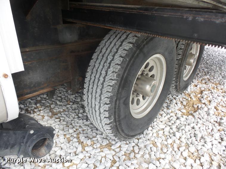 image for item DD1521 2005 KZ New Vision camper