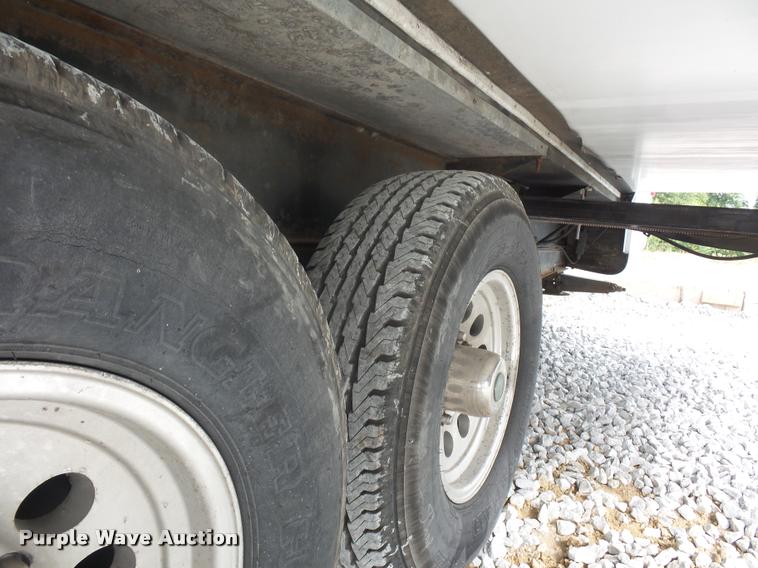 image for item DD1521 2005 KZ New Vision camper