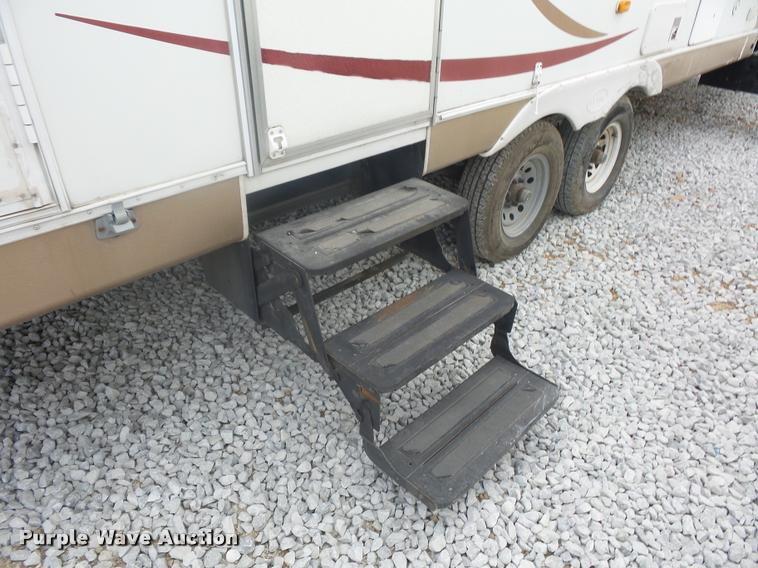 image for item DD1524 2009 Dutchman camper