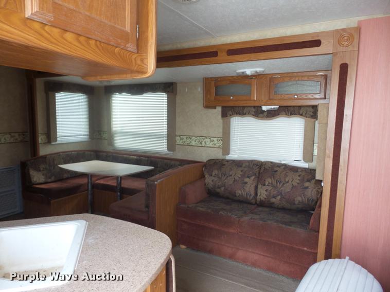 image for item DD1524 2009 Dutchman camper