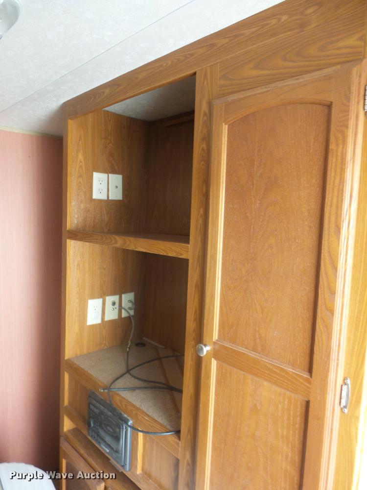 image for item DD1524 2009 Dutchman camper