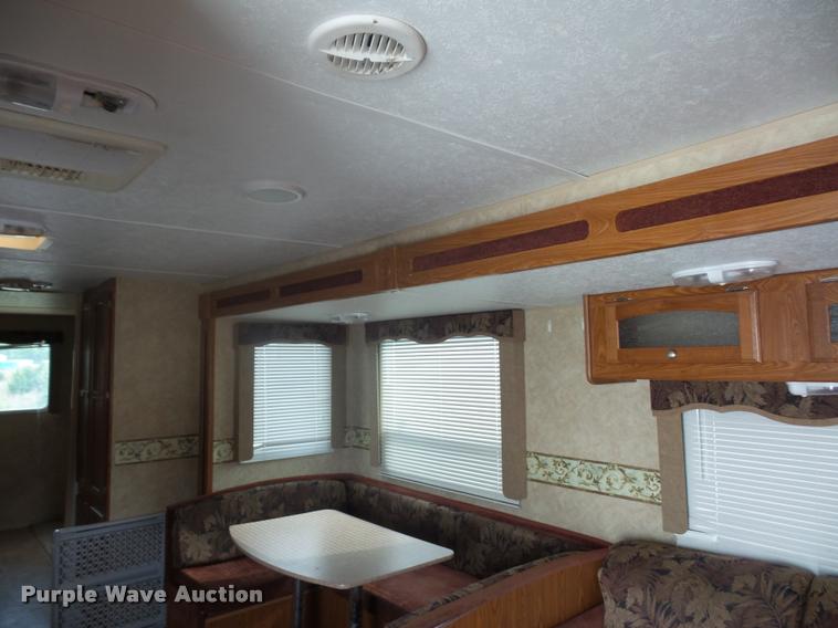 image for item DD1524 2009 Dutchman camper